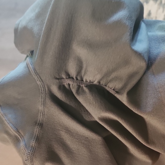 Aurola Gray Biker Shorts - Picture 3 of 3